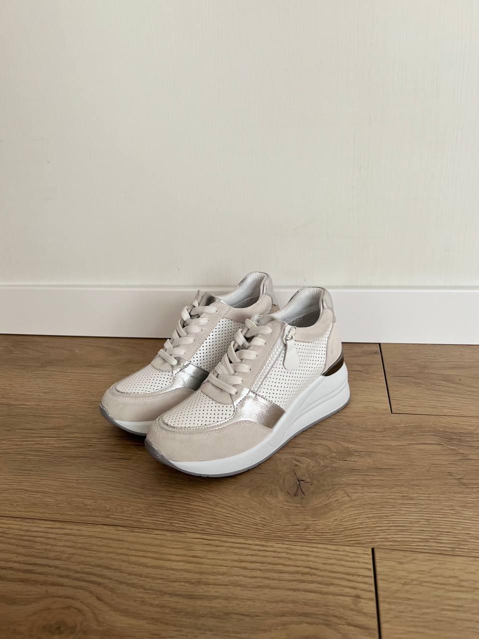 STEPCOUNT2.0 /24221ND
